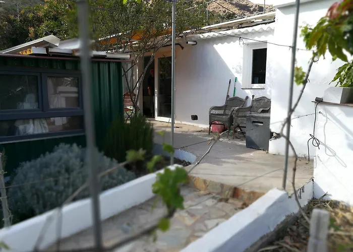 Bett 1 Im Maenner 4-bettzimmer Nur Maenner Only Men Solo Hombres * Mogan